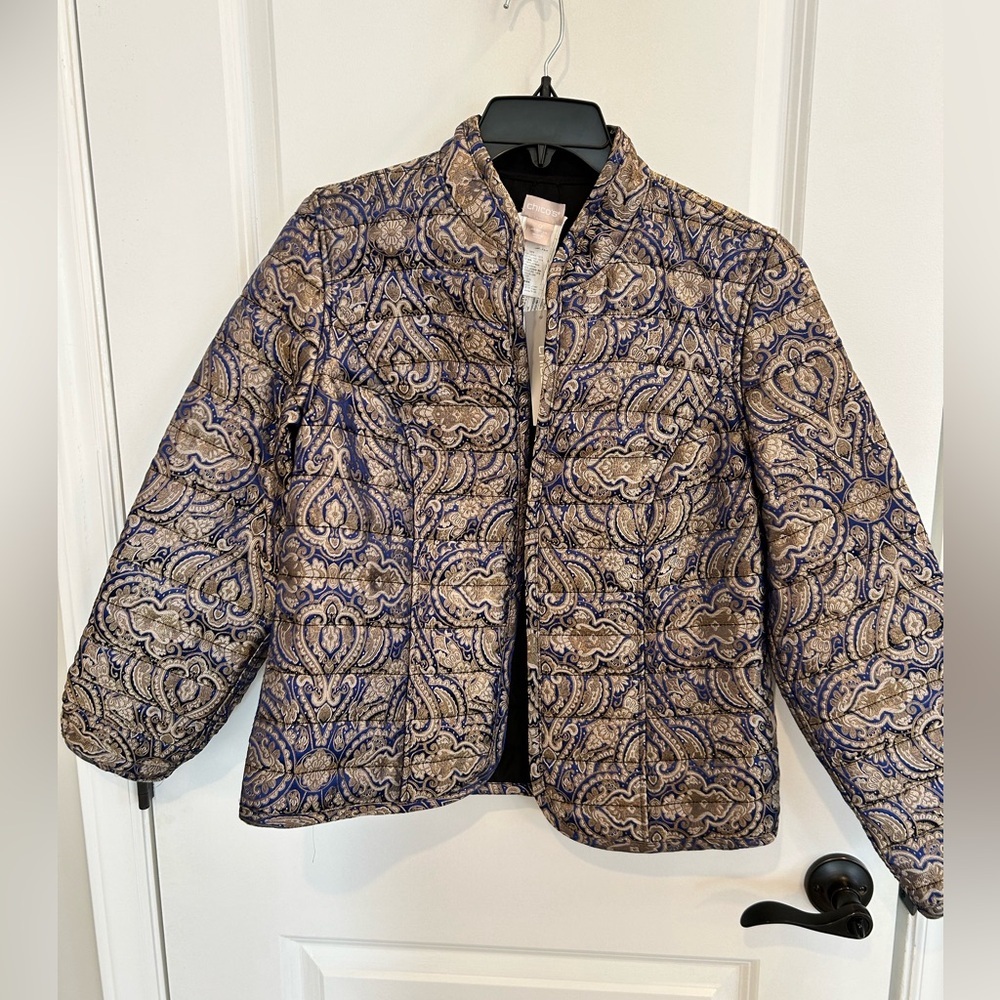 NWT Chicos Reversible Jacket Shine Quilt Womens Size 4/6 Blue Gold Black